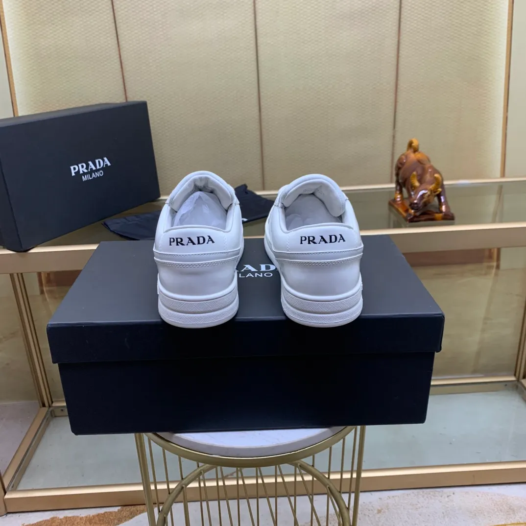 💰660.巜PRADA》Prada: Top 🔝purchasing agent🔍🔍The latest men’s counters are on sale simultaneously, high-quality original calfskin imported from Italy 🇮🇹. Brand logo* (prominent·high-end·noble·class·) exquisite workmanship (imported from Italy🇮🇹 Sole: Original sole provided by the original factory, ⚠️exclusive double-layer activity, TPR rubber, combination outsole; super comfortable, wear-resistant, non-slip, environmentally friendly🌳🌳🌳, real shot🎬The real thing is more beautiful🔍🔍 (high quality, follow the order) code number 38 to 44 (.45 customized)